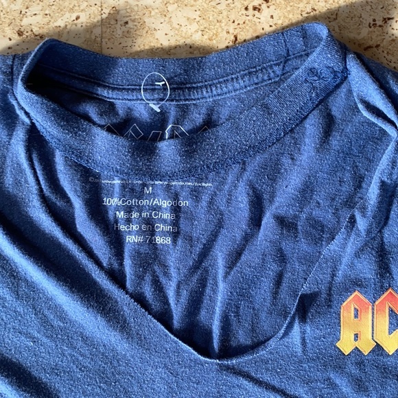 AC/DC shirt - Picture 3 of 5